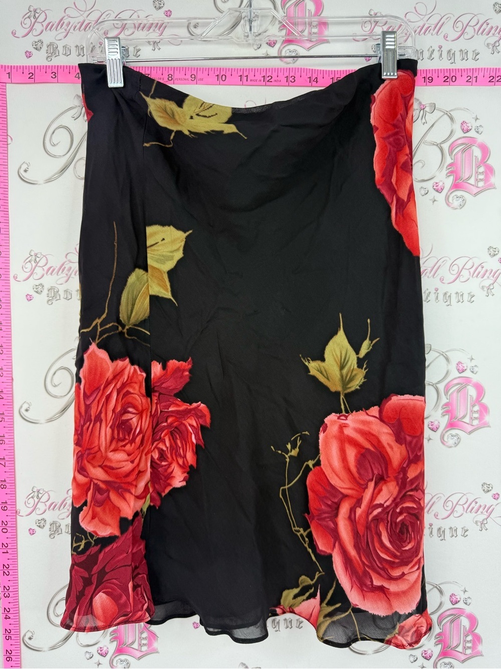 Mica skirt roses Black Midi Skirt with Large Red Rose Print